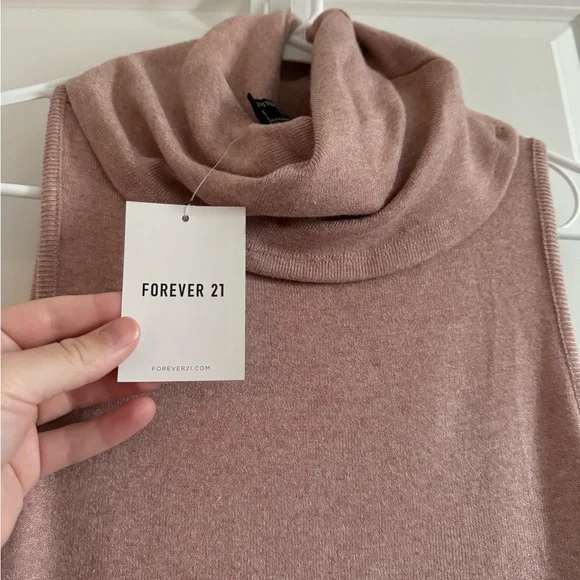 Forever 21 Turtleneck Bodycon Dress in Mauve - Picture 5 of 6